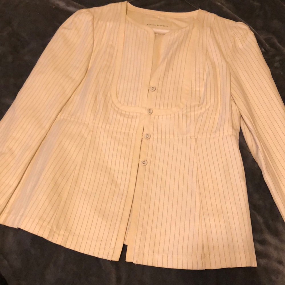 NWT  BR  linen blazer. Navy  pinstripe. Bib front